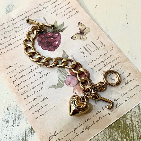 Juicy Couture Jewelry - Like NEW!! Juicy Couture Y2K Gold Tone Starter Charm Bracelet